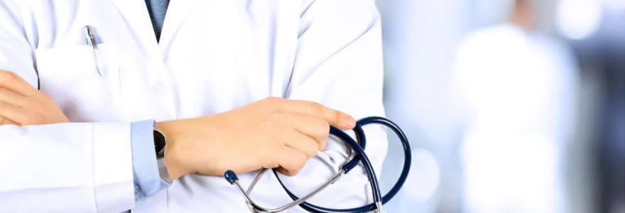 Médecin-chef